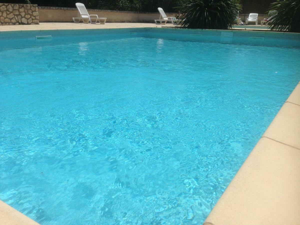 Appartement Dans La Residence Les Mazets De Camargue Arles Luaran gambar